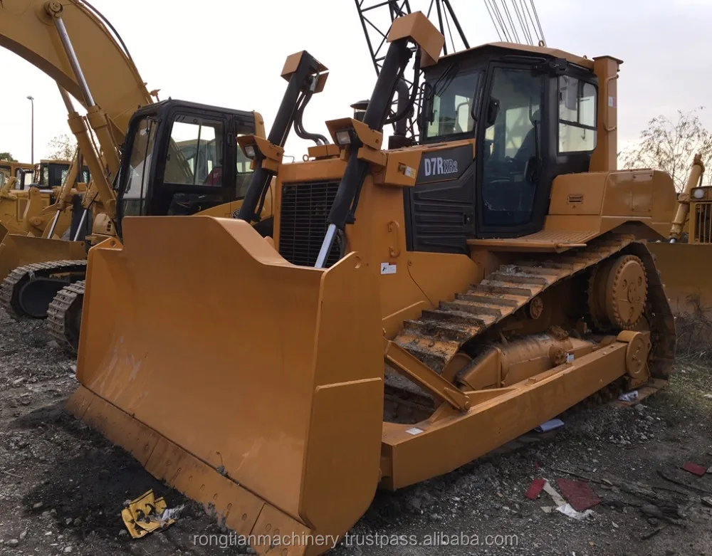 Durable Secondhand Machine original CAT D7R Bulldozer from Japan in yard for sale