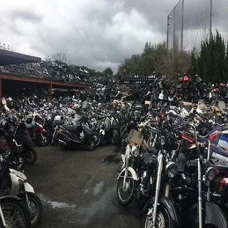 JAPANESE HIGH QUALITY USED MOTORCYCLES WITH WHOLESALES PRICE (WE handle only FULL Container 20 or 40 Feet Container)