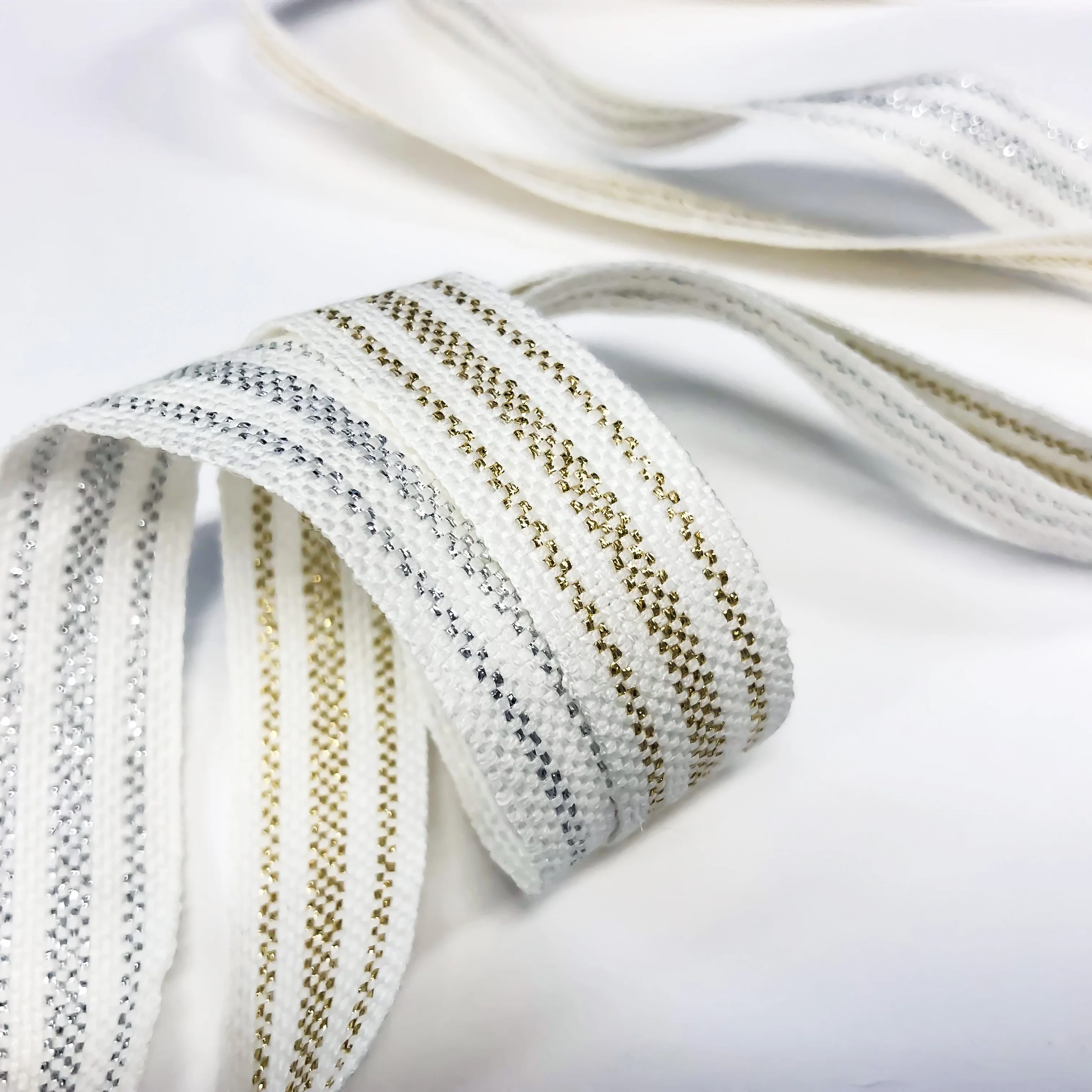 Льняная металлическая лента