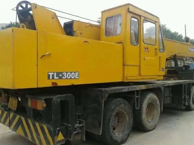 Construction Machinery Used TL-300E NISSAN 30ton Original Japanese Truck Crane
