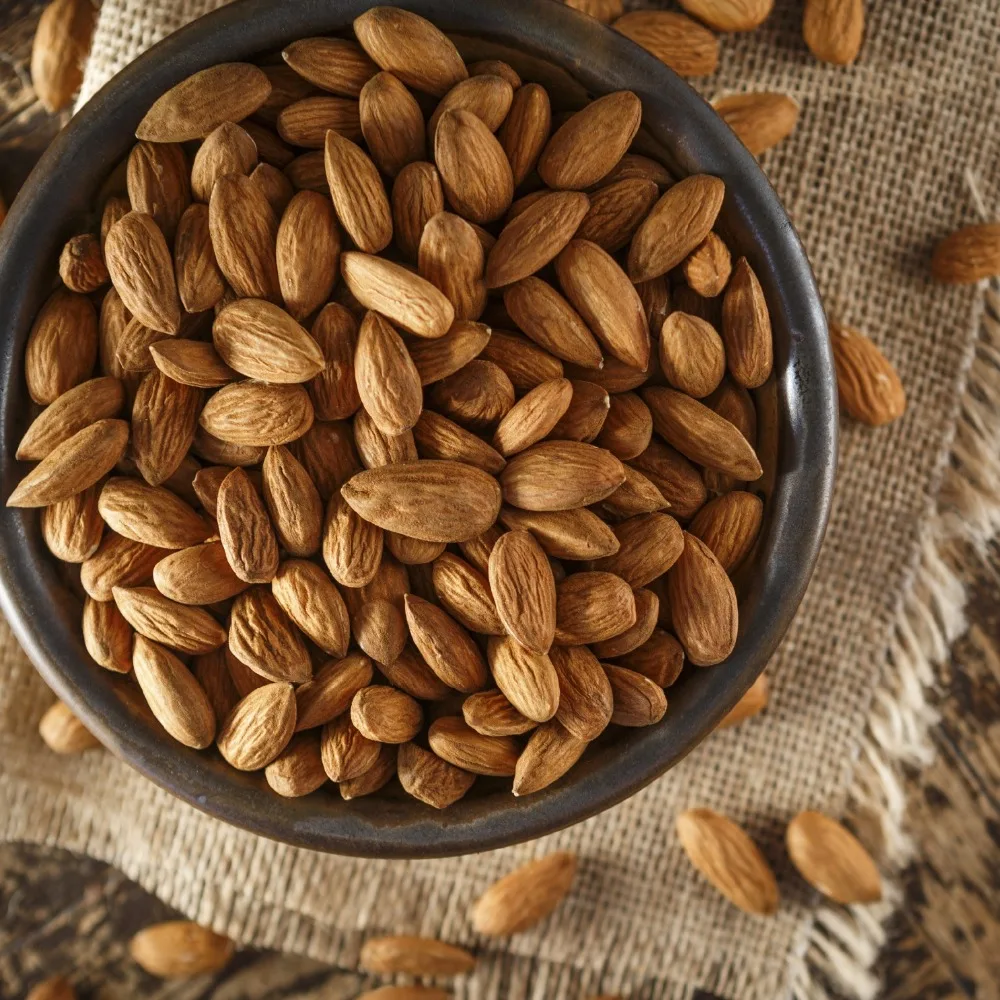 RAW ALMOND NUT / SWEET ALMOND NUTS