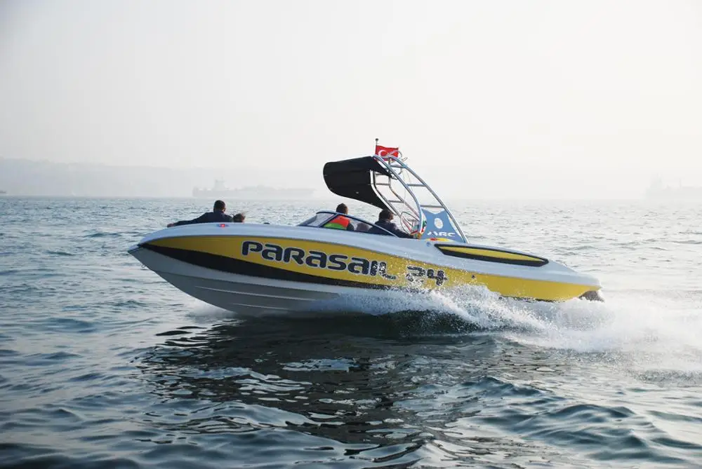 
Multifactional Commercial Boat - Water ski Boat and Parasailing Boat - Parasailing 24 with container transport 