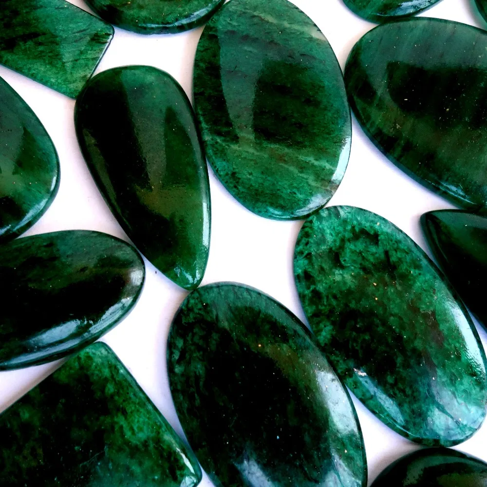 Natural Green Aventurine Gemstone in Bulk