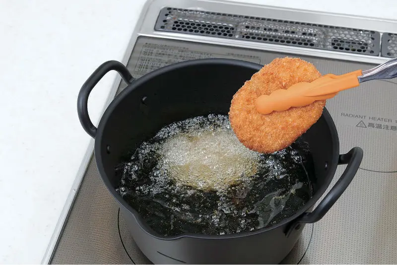 18 cm Deep Fryer with Lid