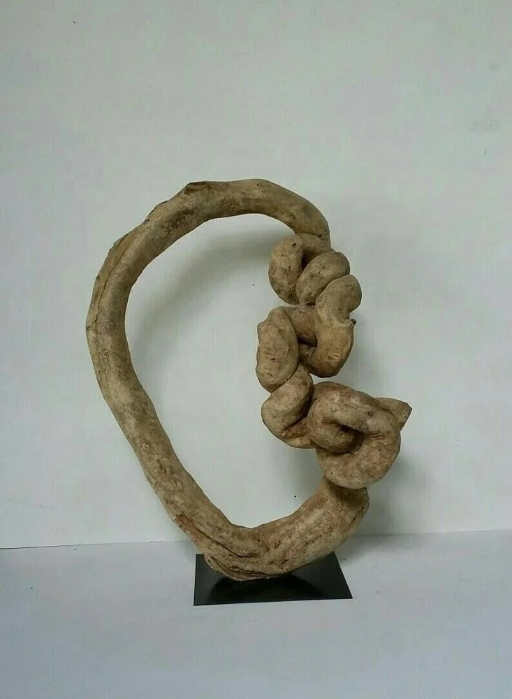 Лиана из дерева скульптура