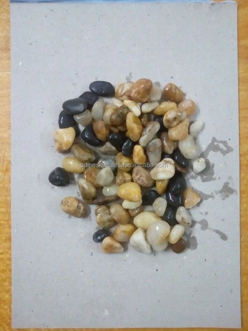 Indian colored crushed stone gravel chips terrazzo floor paving stone for landscaping price per tone in india