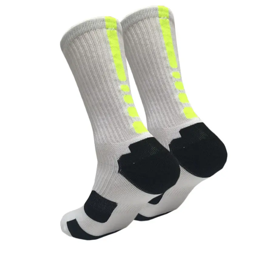 Custom logo sports compression basketball Pakistan socks wholesale