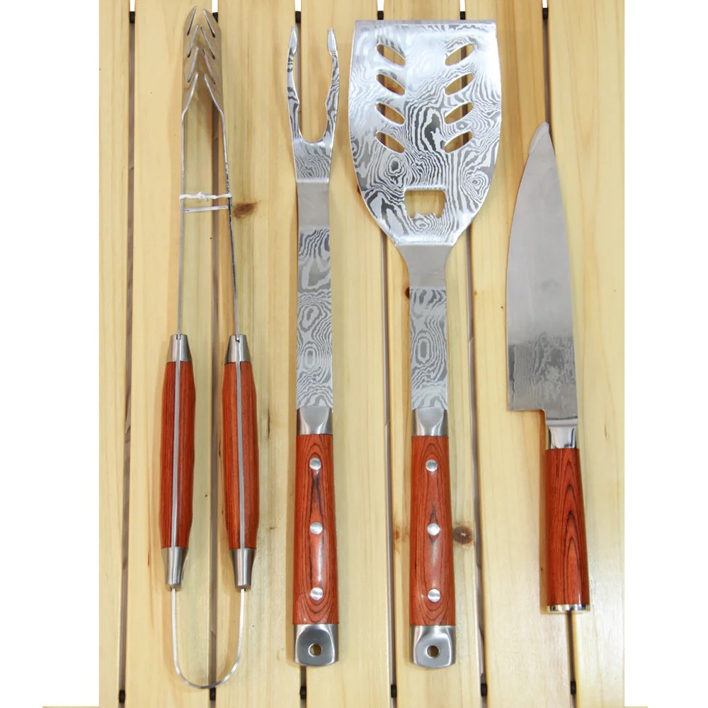 Outdoor Camping 3 Piece BBQ Grilling Tools Set with Damascus Pattern Stainless Steel pattern Spatula Tongs Fork pakka wood