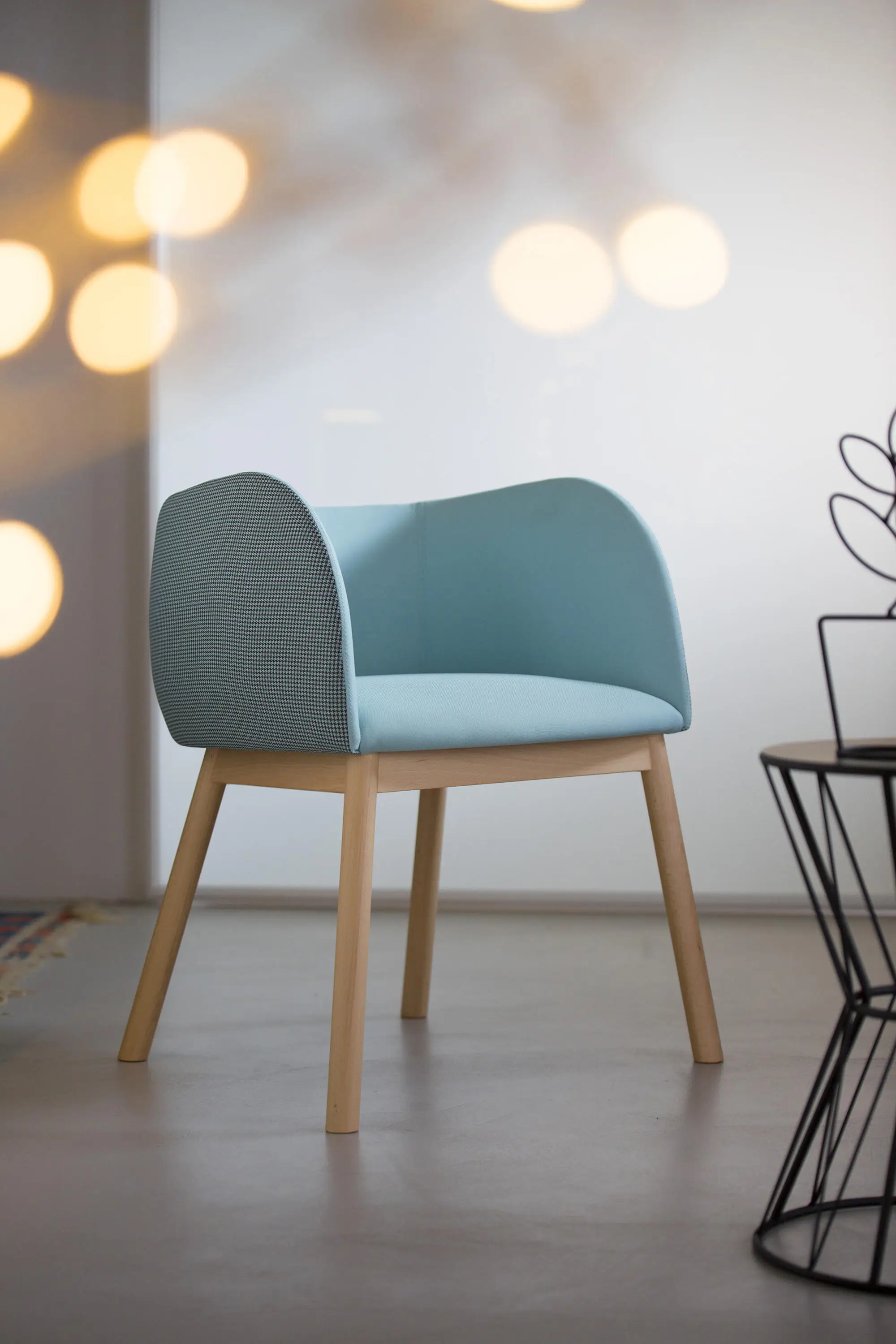 Hot selling modern dining chair Fabric easy chair with armrests MOUSSE SP By CHAIRS