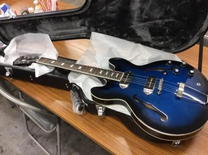 Second hand wholesale electroacoustic custom practice guitar