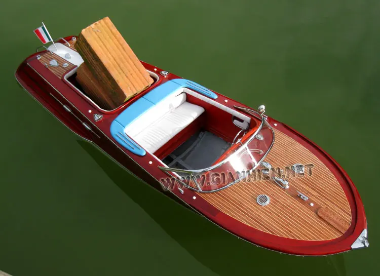 RIVA AQUARAMA WOODEN HANDMADE SPEED BOAT - WOODEN CRAFT