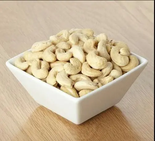 Raw Cashew nuts, Roasted Cashew Nuts, Blanched Cashew Nuts in Shell