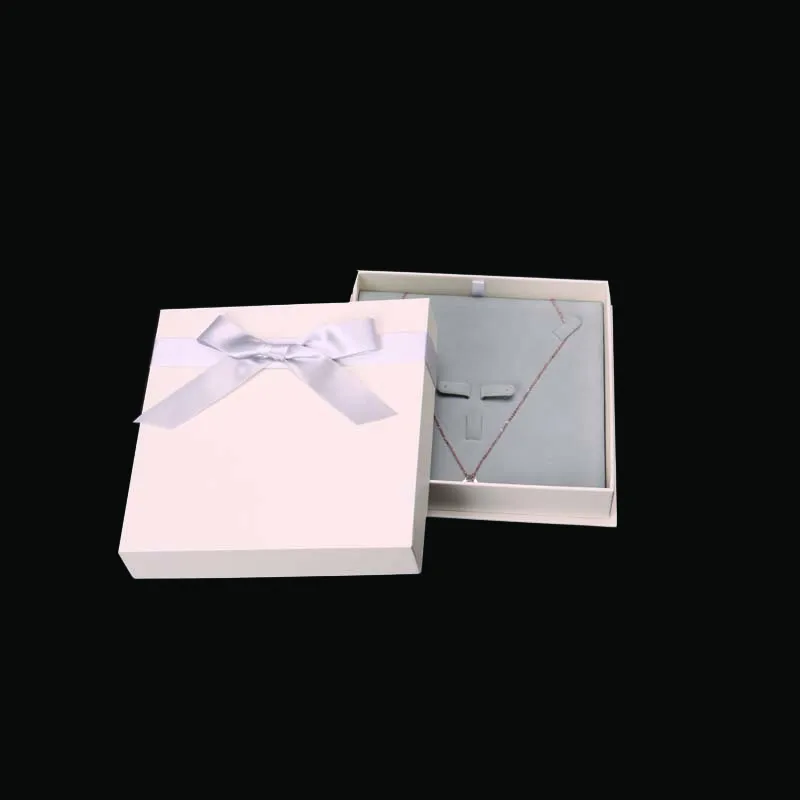 Custom white paper box necklace ring bracelet kids jewelry packaging box