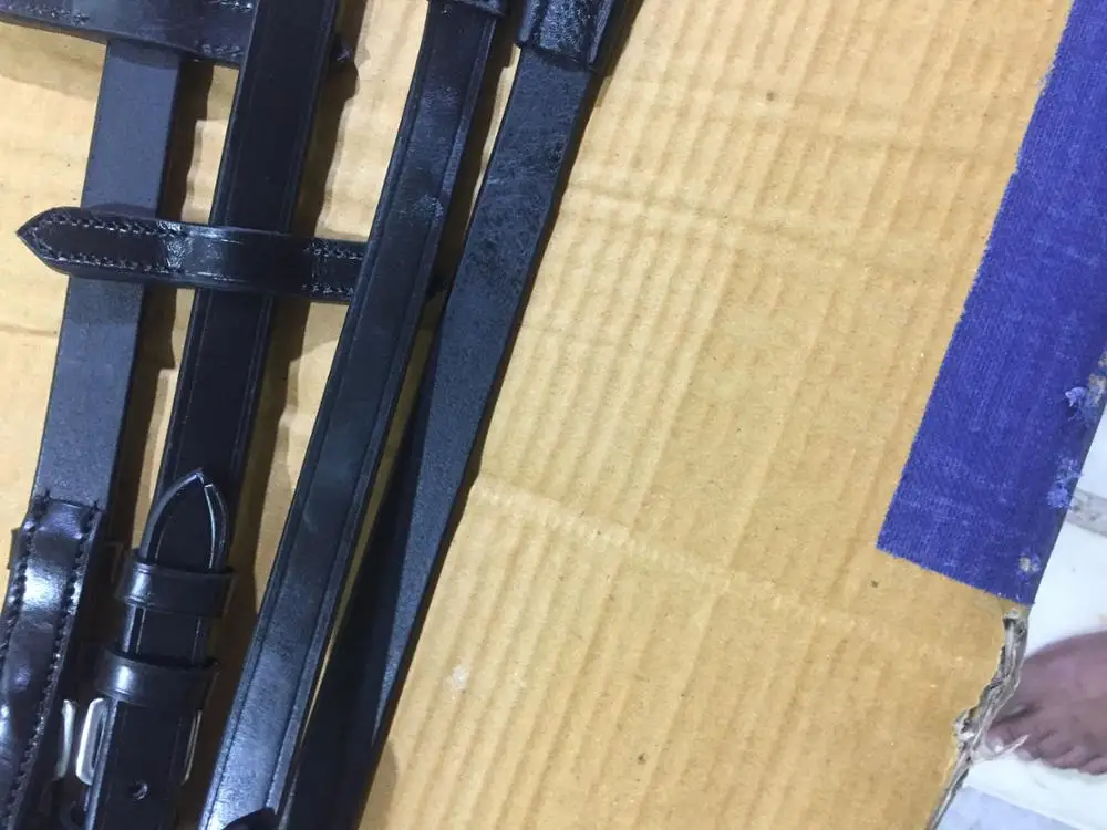 Резиновые поводки для лошадей