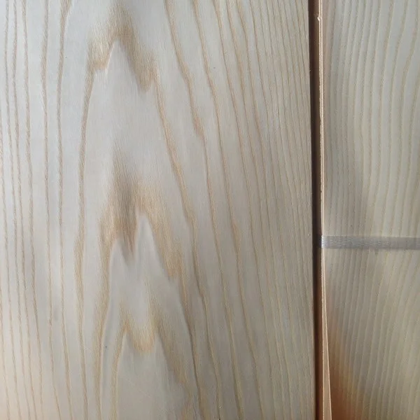 Crown Cut White Ash Wood Veneer for Interior Furniture