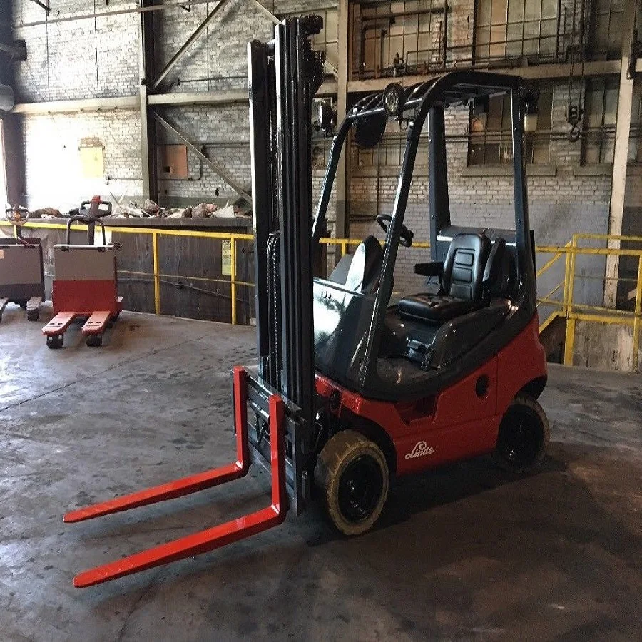 Linde Pneumatic Diesel 3000 Lb Forklift With Side Shift