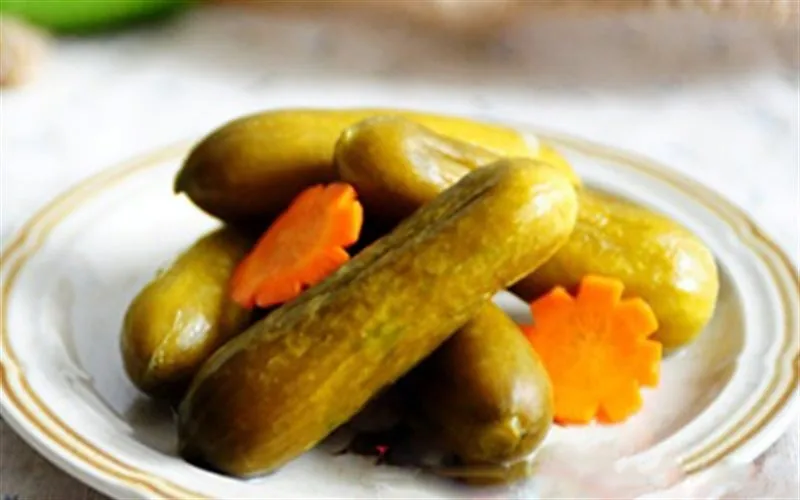 Консервированный маринованный огурец/свежие огурцы/маринованные огурецы