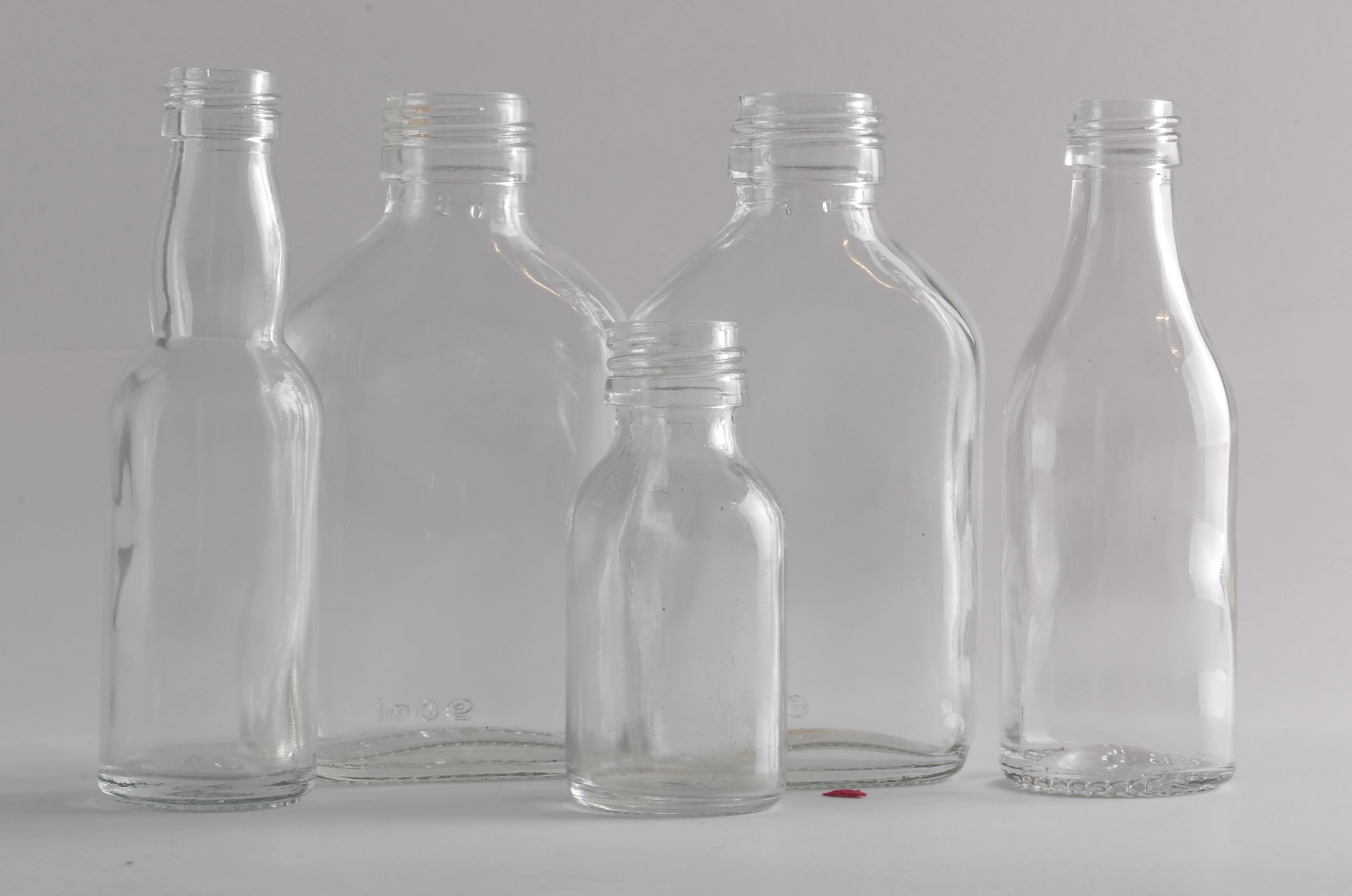 High Quality Custom Designed Liquor Glass Bottles