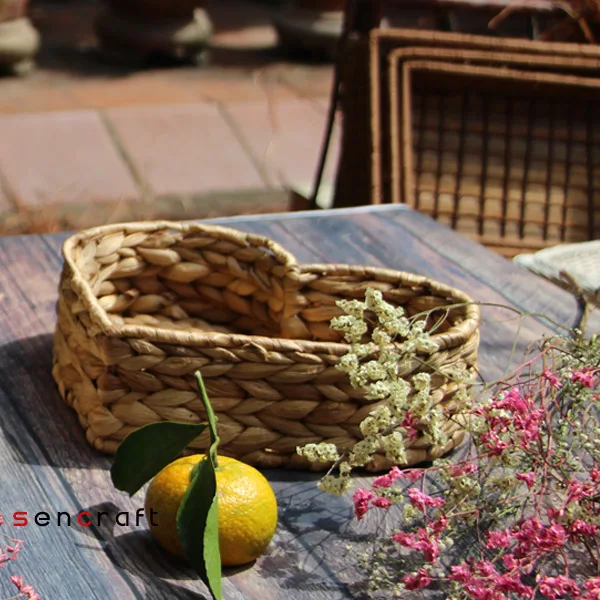 
heart shaped wicker baskets 
