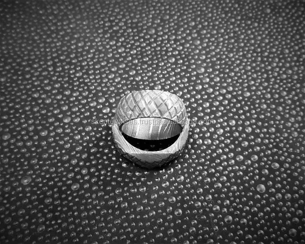 Beautiful Damascus Steel Couple Ring For Gift (File Work) Female Ring