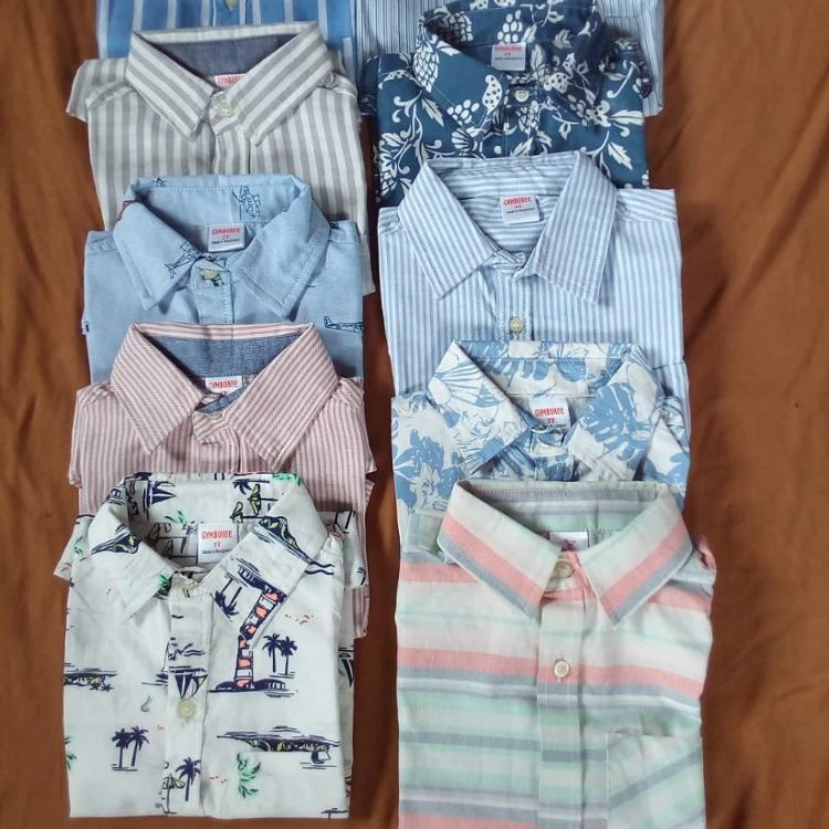В наличии на складе в Бангладеш оригинальные фирменные этикетки летняя хлопковая накидка на пуговицы с принтом для мальчиков отложной воротник половина рубашки избыточное