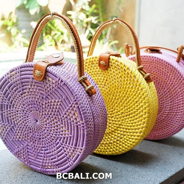 Лучшие качественные товары> Новые круглые сумки-тоуты Rafia, плетеные вручную женские повседневные дизайнерские Популярные 2019