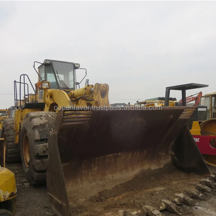 Komatsu used original WA600 front wheel loader on sale in Shanghai low price