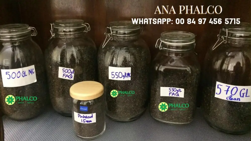 Высококачественный черный и белый перец