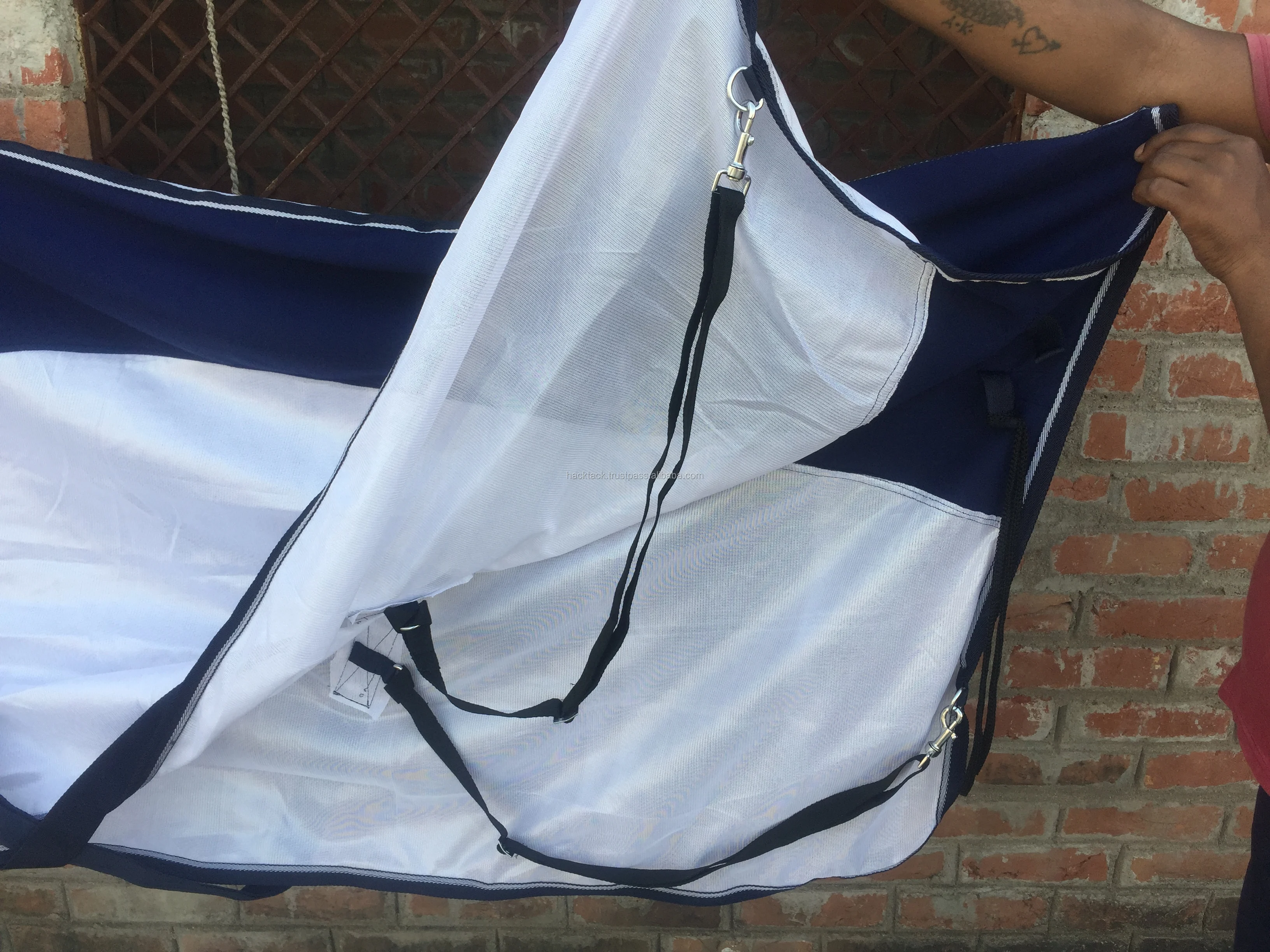 Leading  manufacturer  of High Quality Horse Mesh rugs Directly Supplier & Wholesaler Mesh Horse Fly Sheet