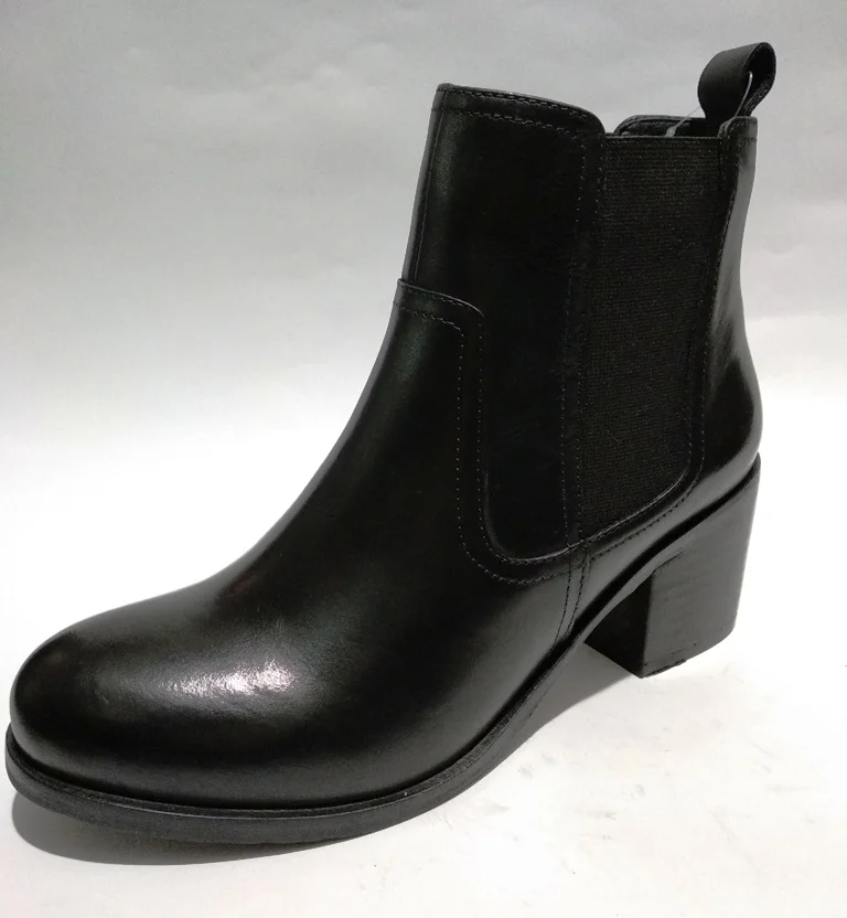 
LADIES BLACK COW LEATHER CHELSEA BOOTS ON CUBAN HEEL ON TPR SOLE 