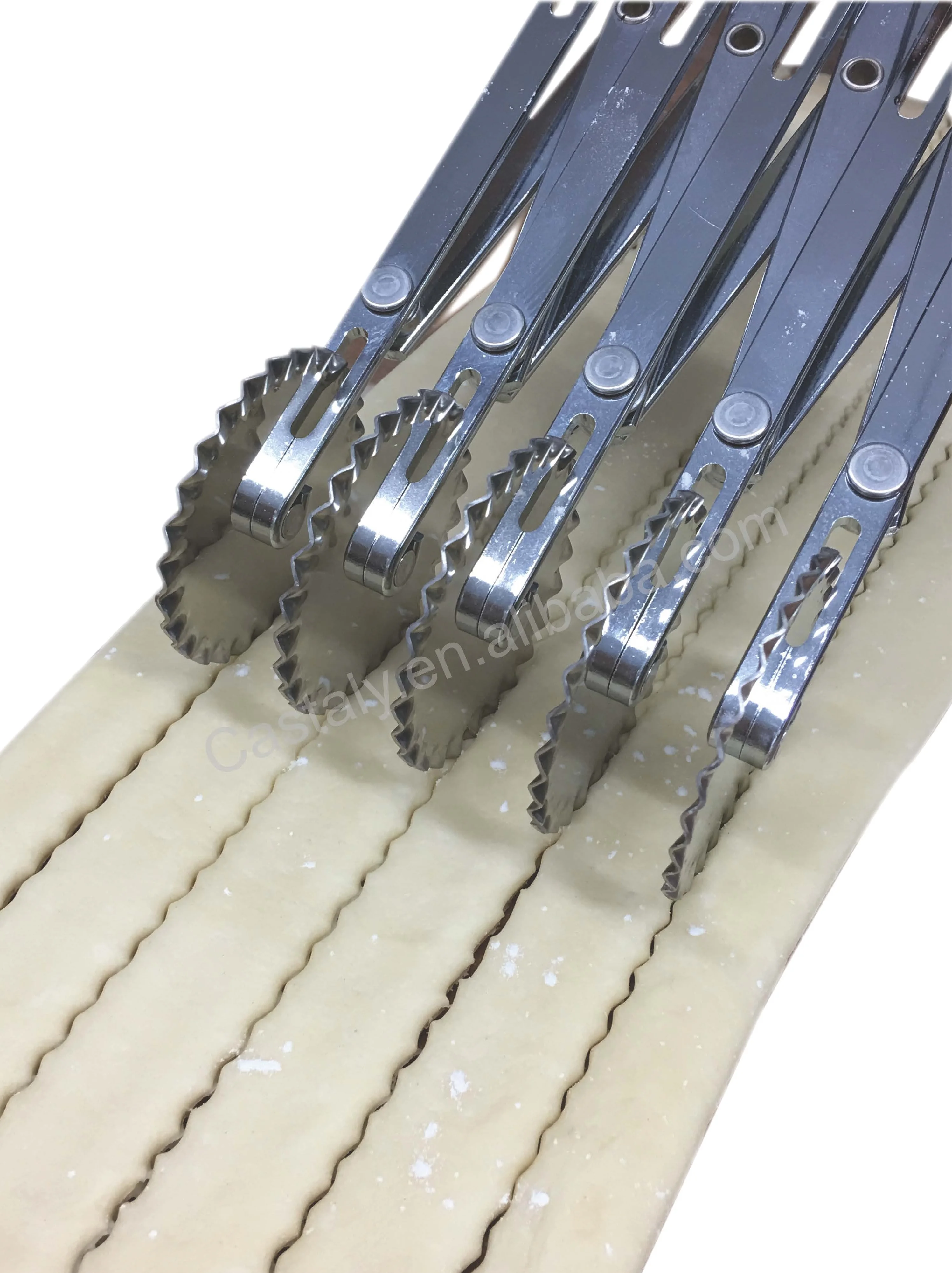 Расширяемый 5 колесо нож для рубки теста