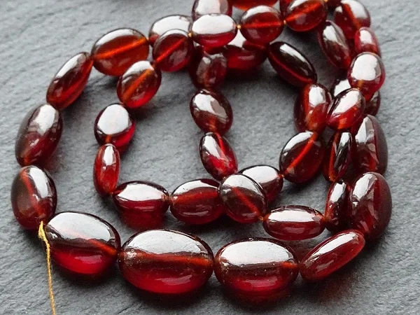 Garnet Crystal Oval Bead Stone Necklace Stones Oval Bead Crystal Charms for Jewelry Making Crystal Women Necklace Wholesaler