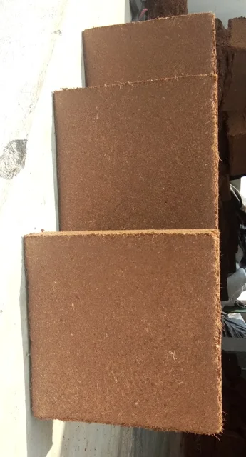 LOW EC COCO PEAT OR COCO PITH  FOR SALE