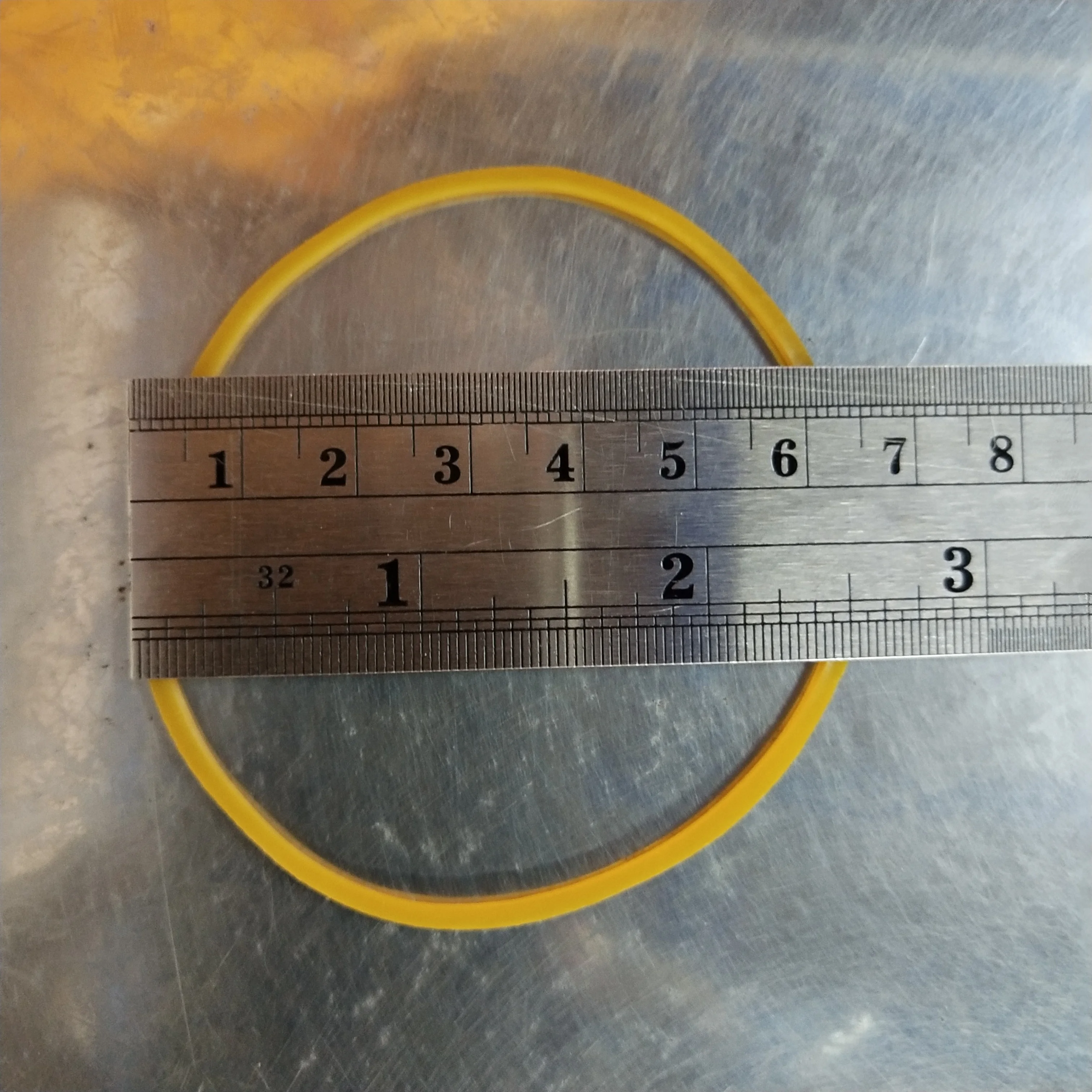 100% High Quality Rubber Band Spider