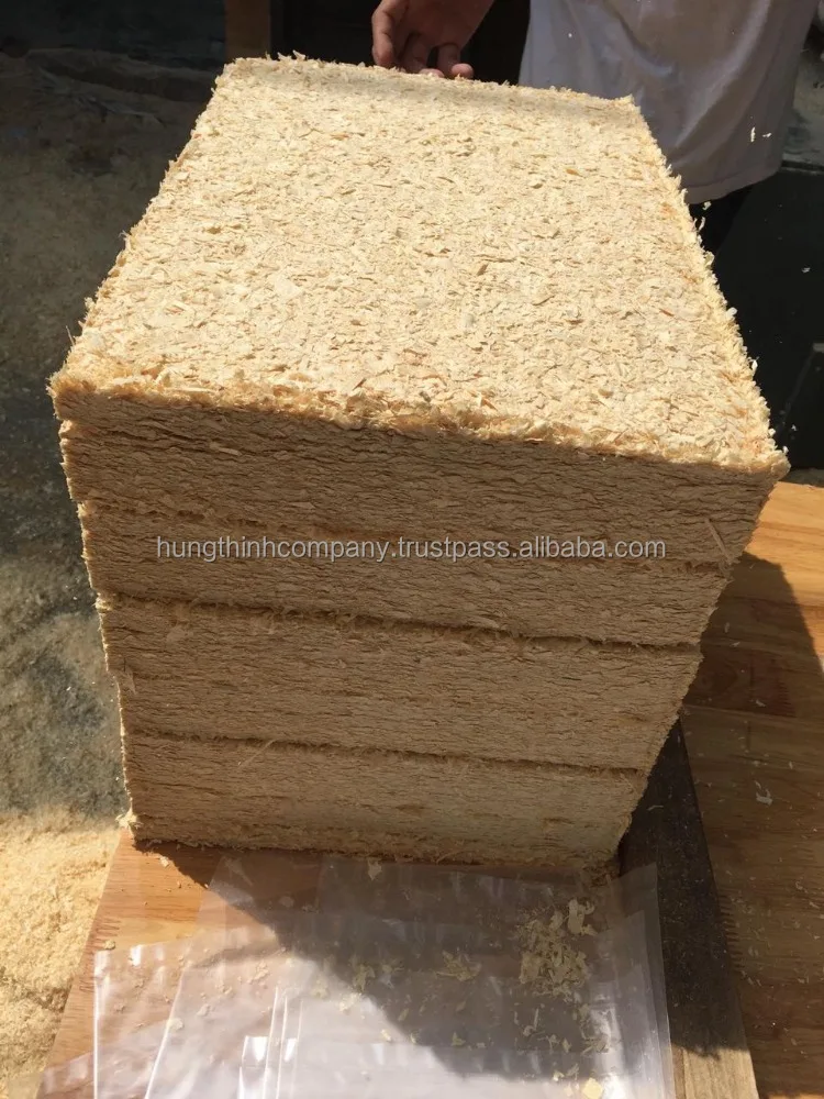 WOOD SHAVINGS FOR HORSE BEDDING COMPRESSED BLOCK