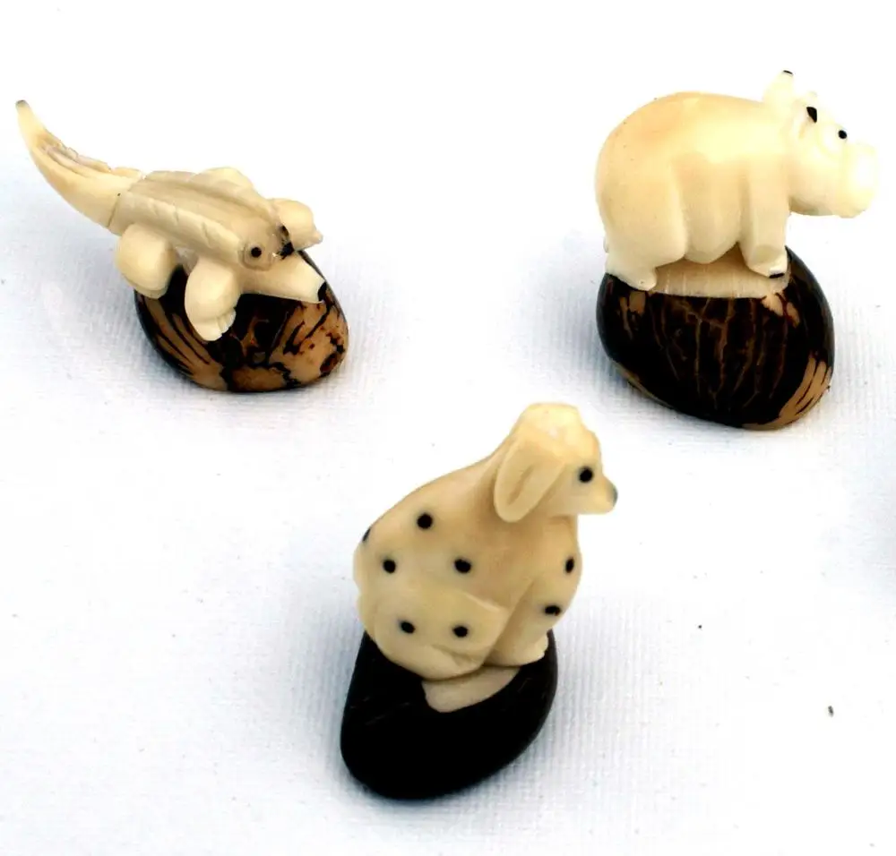 Miniature figurines Tagua Nut Statues Exotic Animals Design Handmade Carving Decoration Great Novelty Gifts Ornament Ecuador Art