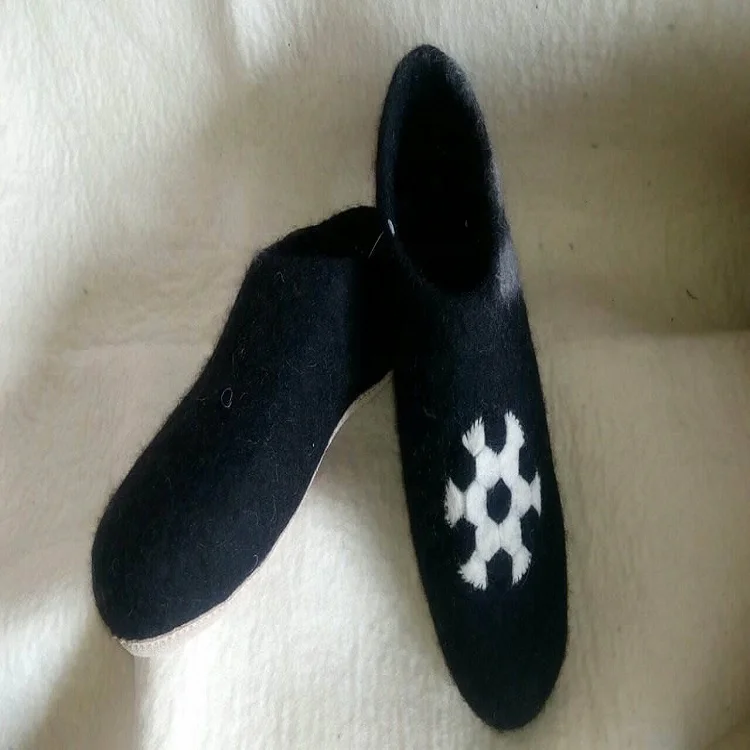 felt slipper