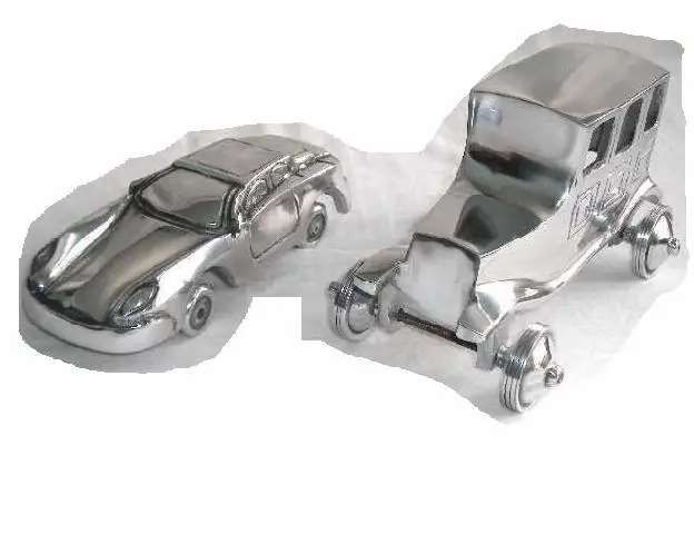 
Metal made antique car replica with mirror polish made in cast aluminium 
