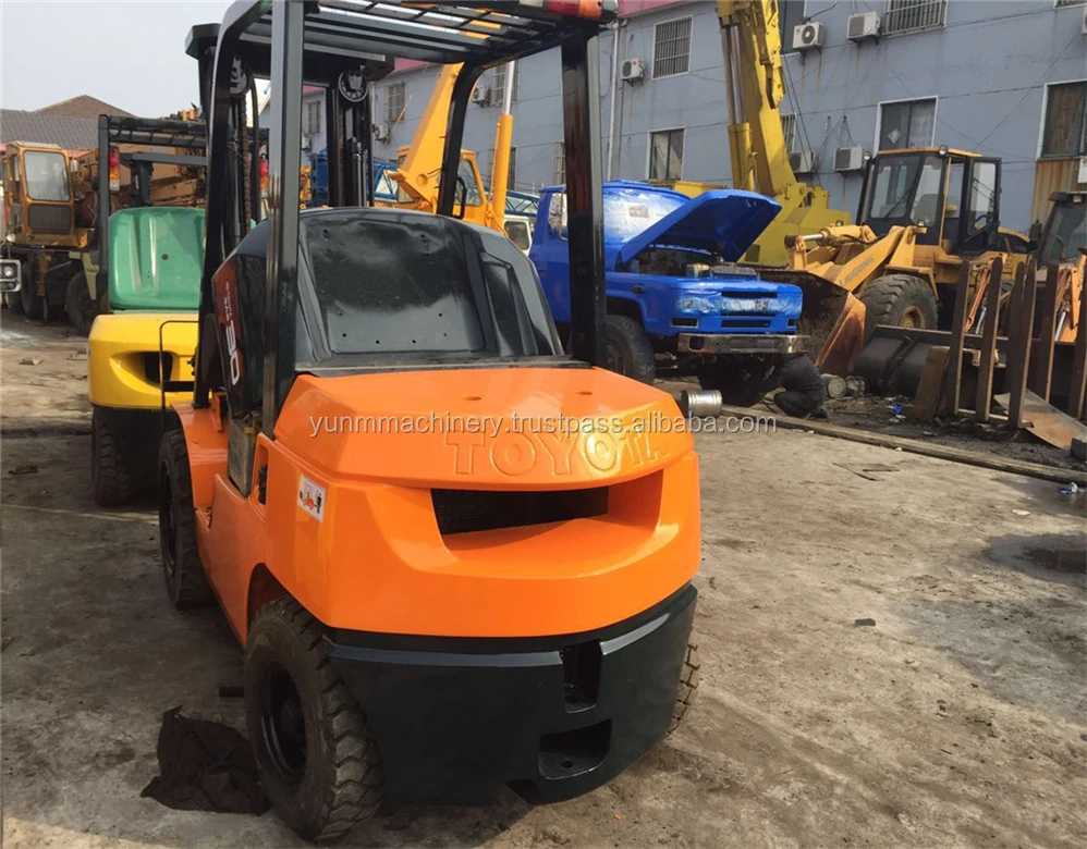 Подержанный вилочный погрузчик toyota 3 тонны 5 тонн для продажи Локация Шанхай Китай