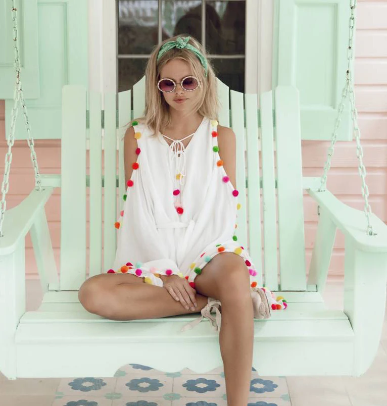 Эксклюзивные дизайны летних легкий вес Pom с открытыми плечами кафтан/накидка