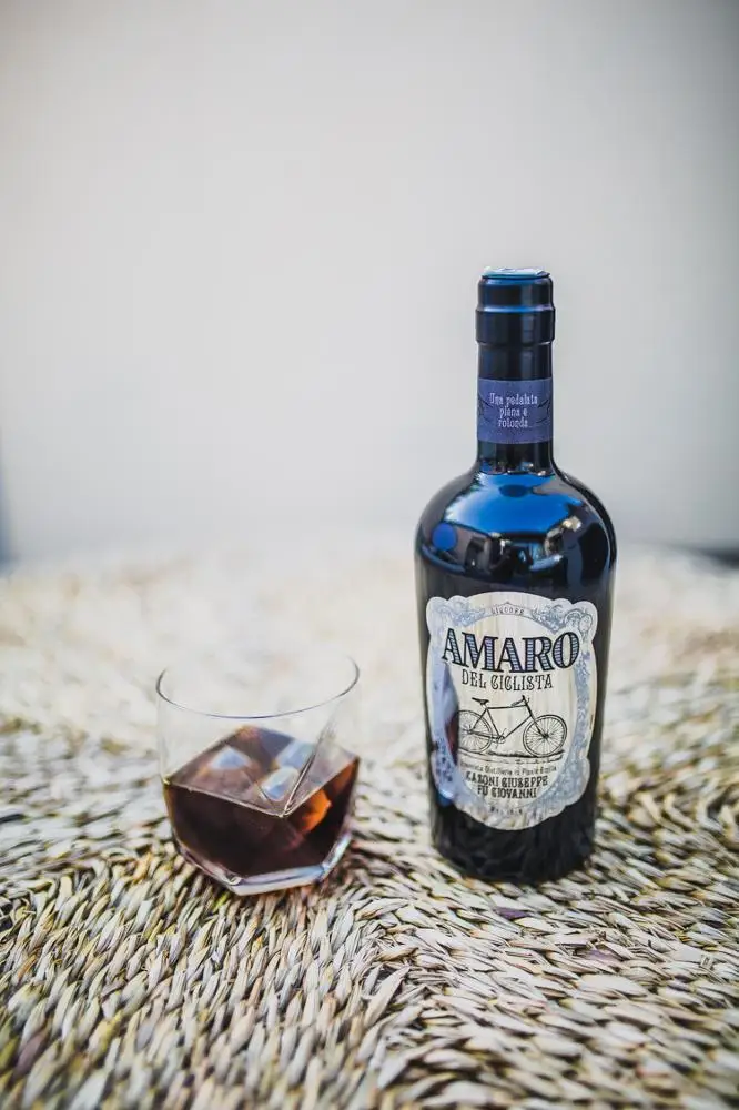 Сделано в Италии, хорошо сбалансированный напиток, насыщенный ликер 70 cl AMARO