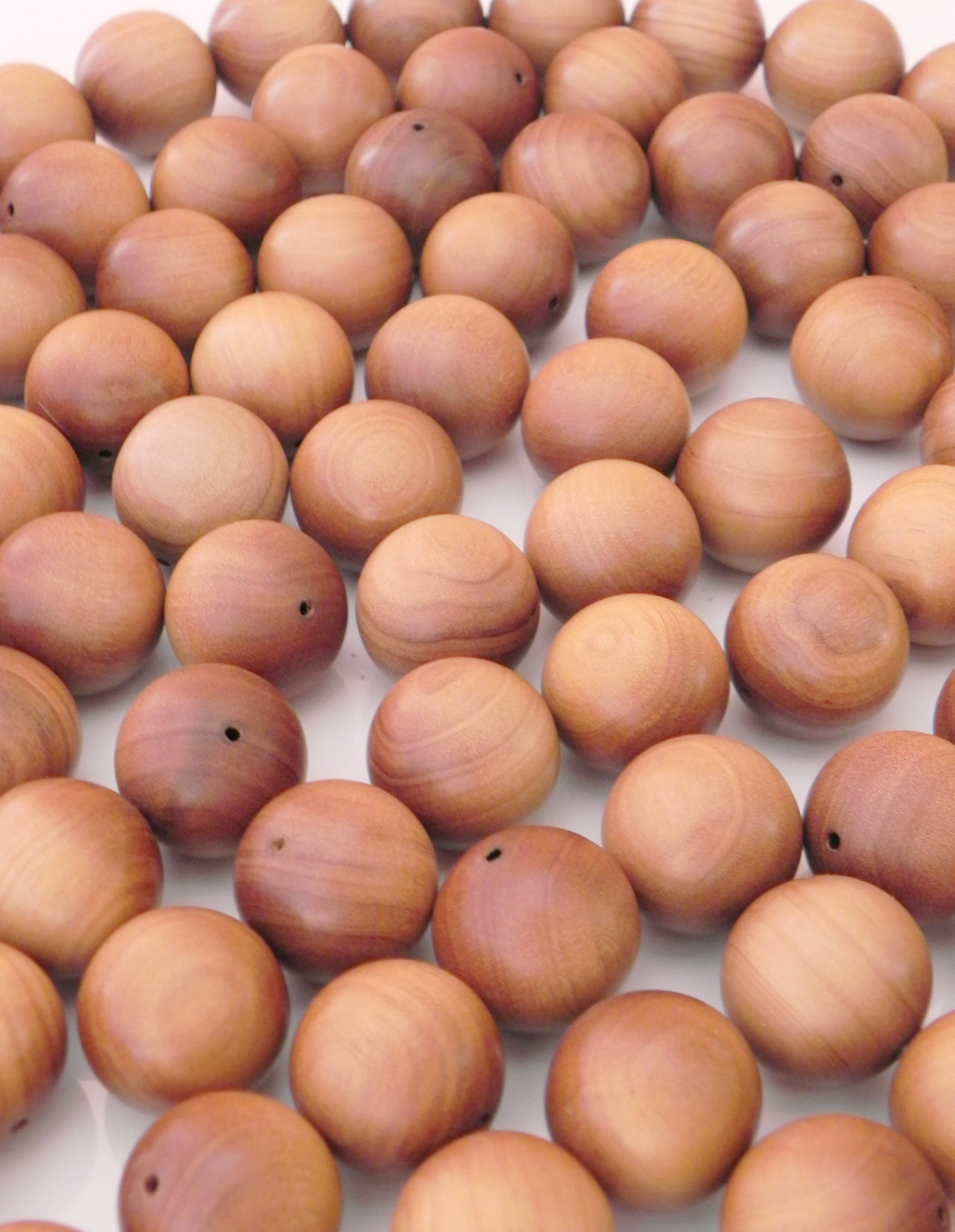 unique necklace beads/sandalwood beads/japa mala beads