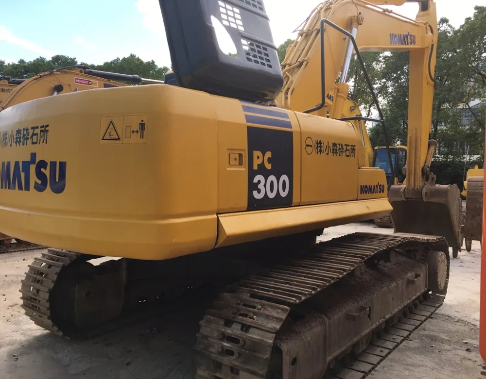 Strong Power Construction Equipment Komatsu PC300 Model for heavy work / Working Condition Excavator for sale