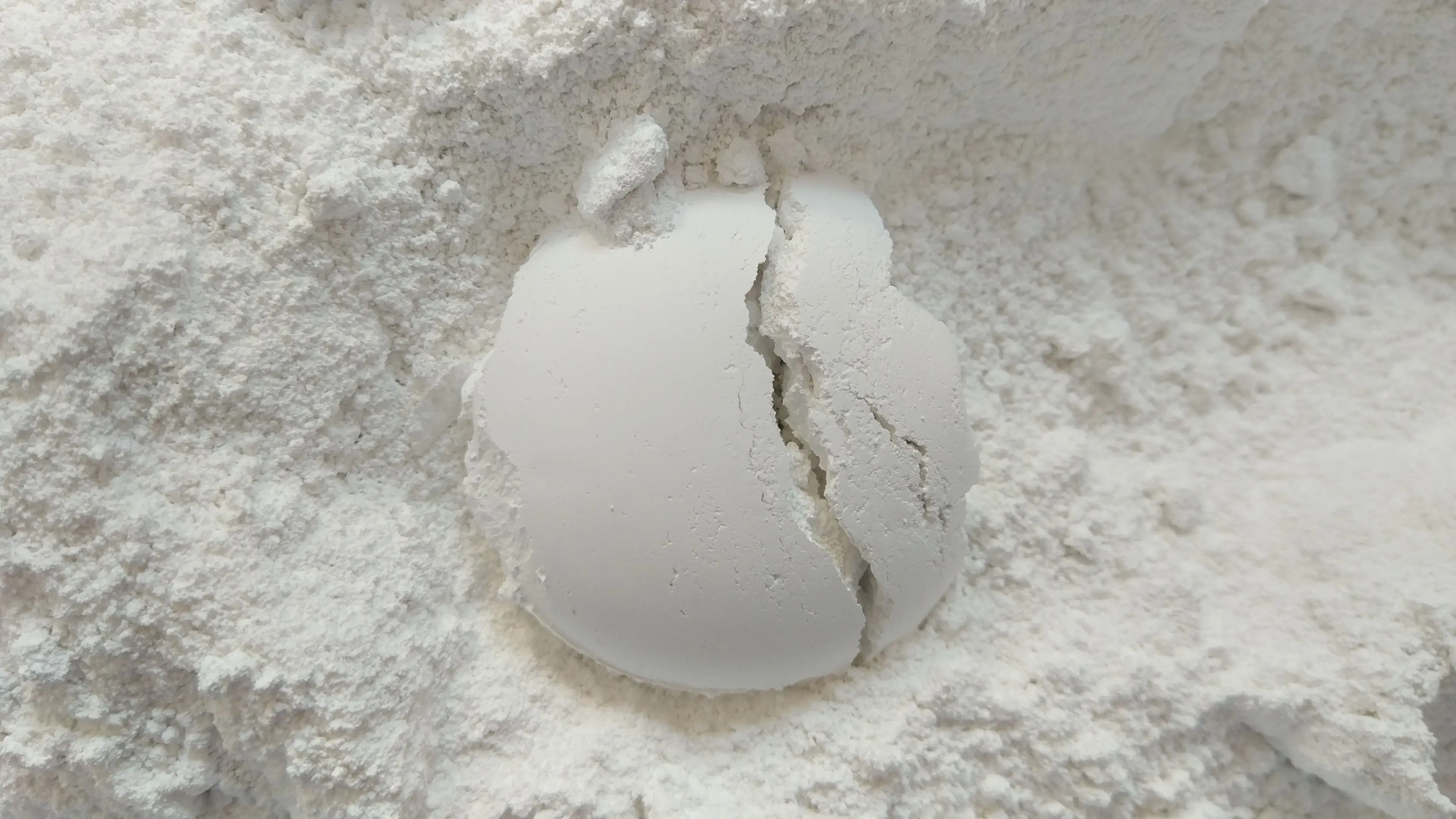 Лучшее качество каолин индийская каолиновая глина доступна по оптовой цене