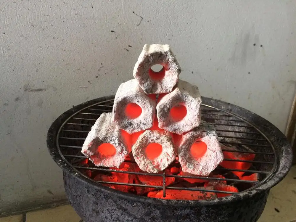 VIETNAM SAWDUST BRIQUETTE CHARCOAL - BBQ TABLE CHARCOAL  WHATSAPP: +84 911406611