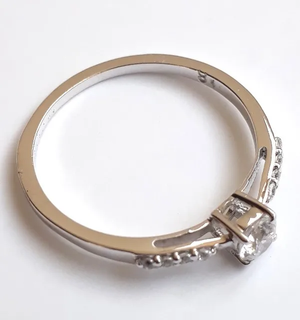 Most Beautiful Moissanite Diamond Silver Wedding Engagement Romantic Ring Light Weight Diamond Moissanite Rings for Slim Girls