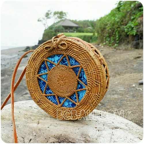 bali straw rattan round circles leather sling bags handmade motif handwoven beach purses cheap price