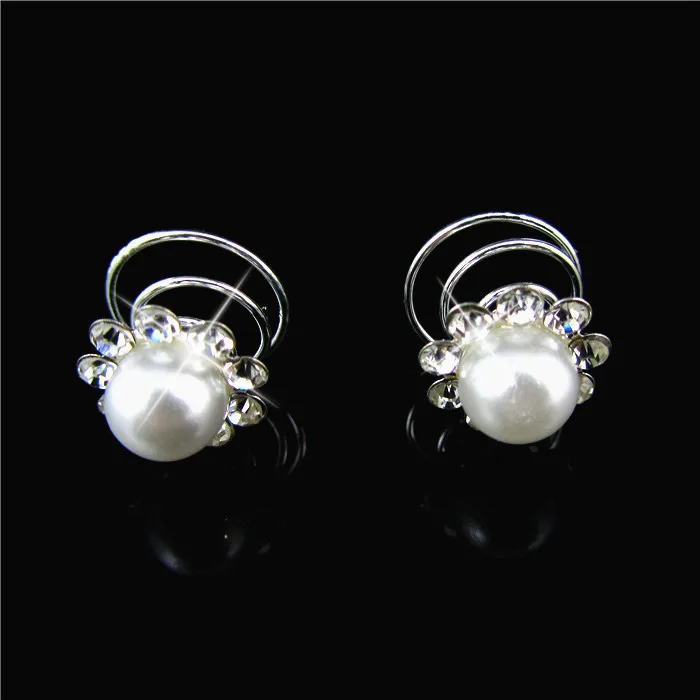 Зажим для волос из серебристого металла