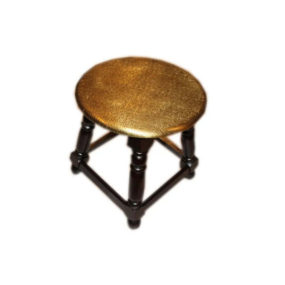 ANTIQUE DESIGN ROUND SHAPE SIDE STOOL IN BRASS WORK