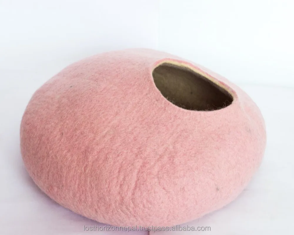 wool cat cave bed handmade Nepal felt warm strong durable delicate Wholesale Handcrafted Eco-friendly wool Felt